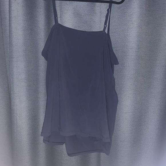 13 Tank Tops - Picture 3 of 3